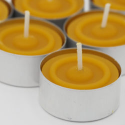 Bienenwachskerzen mit Aluhülle